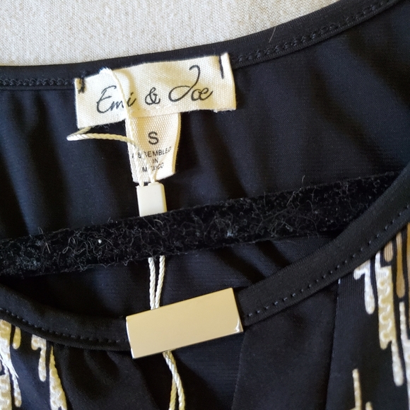 Blouse - Picture 2 of 2